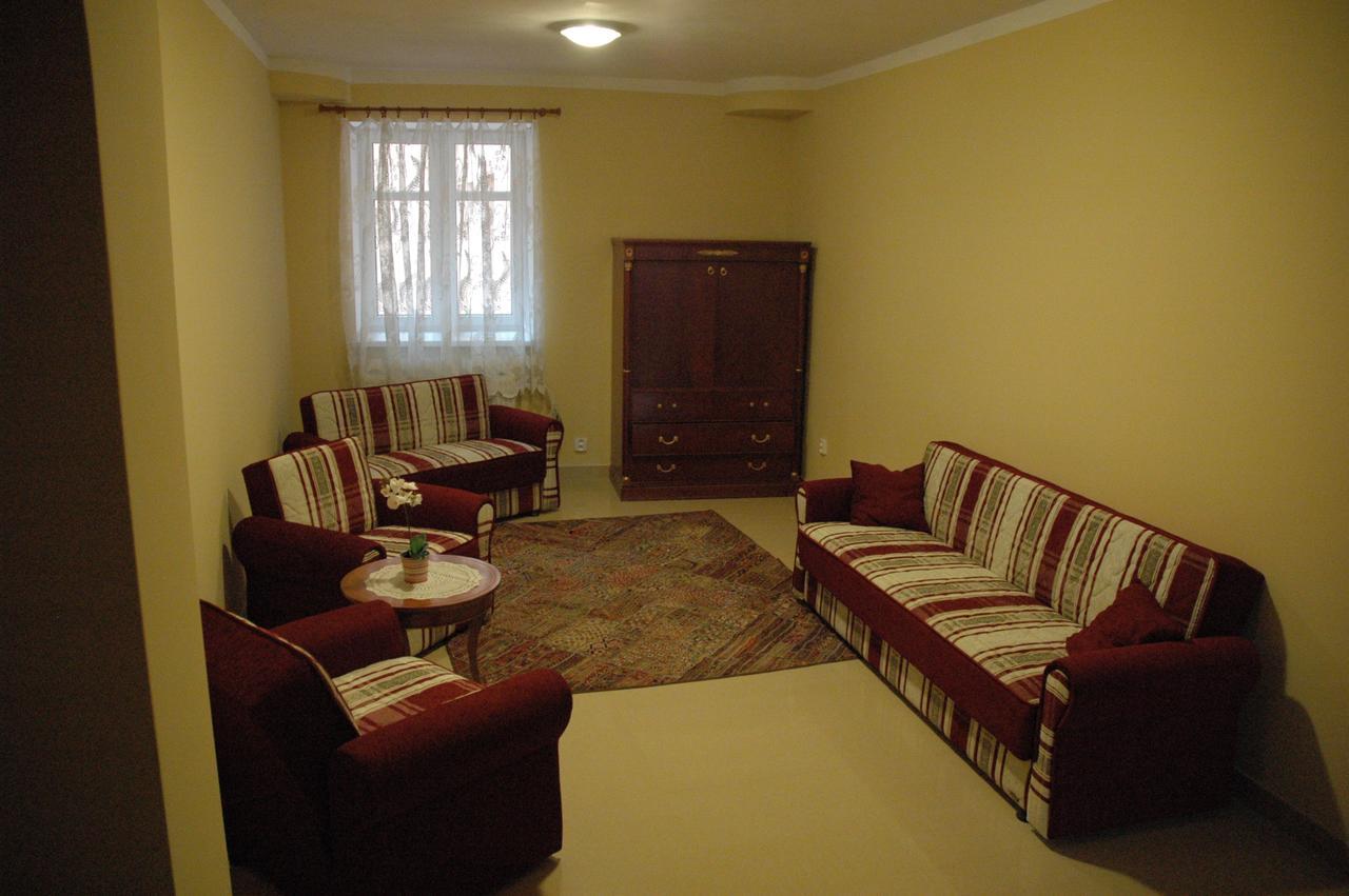 Art Star Hotel Hostivice Εξωτερικό φωτογραφία