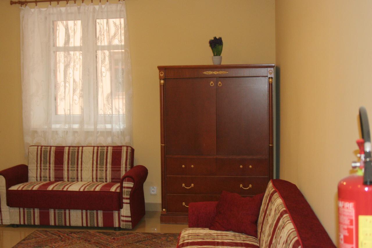 Art Star Hotel Hostivice Εξωτερικό φωτογραφία