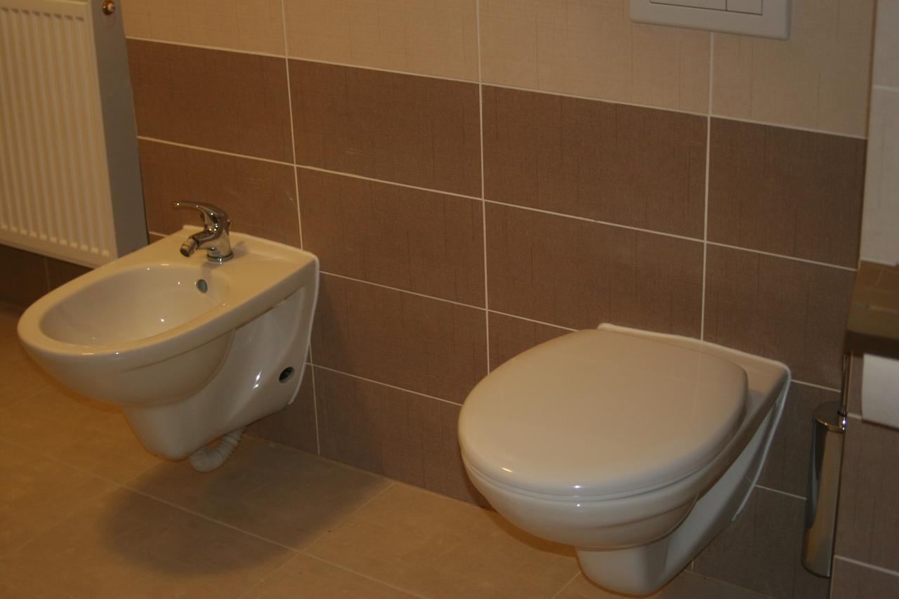 Art Star Hotel Hostivice Εξωτερικό φωτογραφία