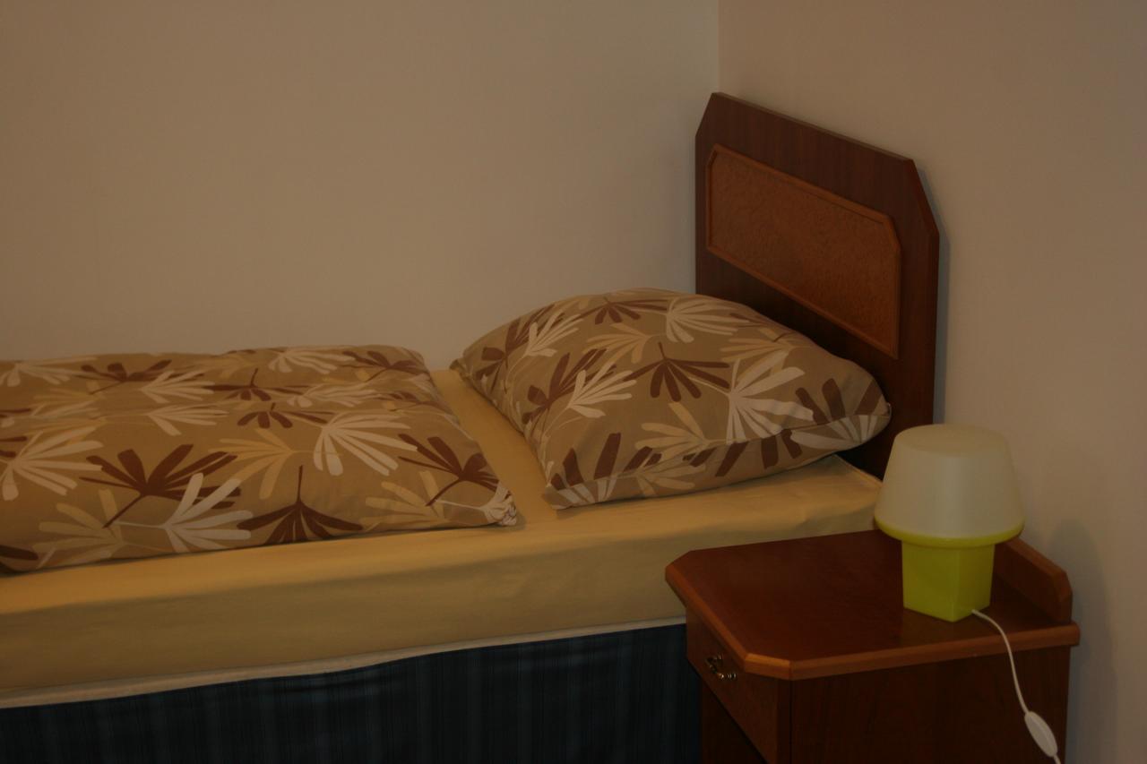 Art Star Hotel Hostivice Εξωτερικό φωτογραφία