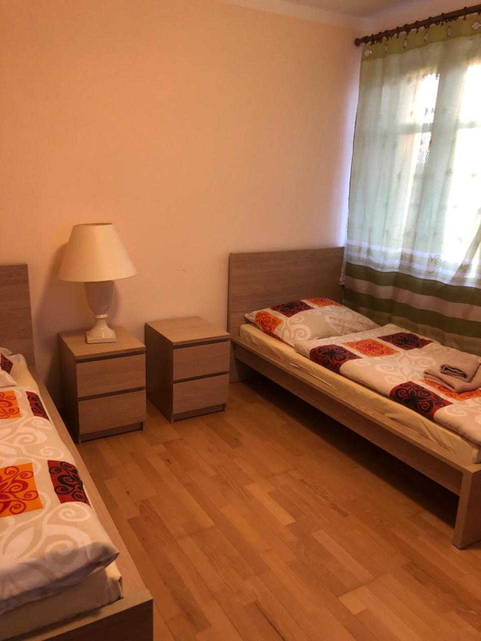 Art Star Hotel Hostivice Εξωτερικό φωτογραφία
